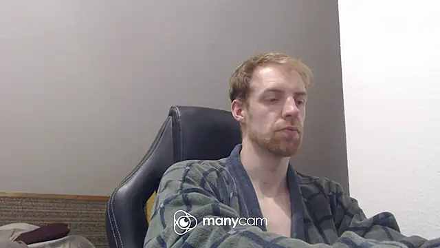 Snapshot of Milkyman7 chatting on 11, 10, 2025 Milkyman7 online show from 11, 10, 2025