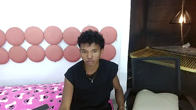 Chris Hott online show from 21, 4, 2026