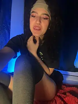 Snapshot of gema_stone chatting on 21, 4, 2026 gema stone online show from 21, 4, 2026