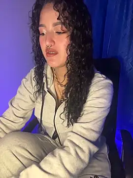 Snapshot of gema_stone chatting on 9, 5, 2026 gema stone online show from 9, 5, 2026