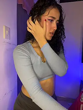 Snapshot of gema_stone chatting on 24, 5, 2026 gema stone online show from 24, 5, 2026