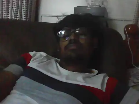 Snapshot of singaram190 chatting on 6, 7, 2026 singaram190 online show from 6, 7, 2026