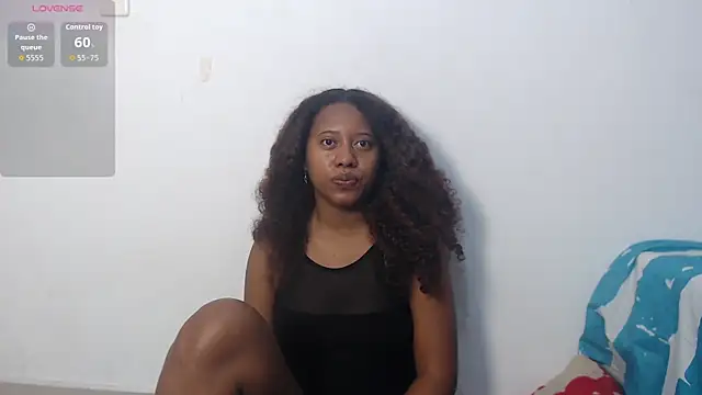 Snapshot of Ms-zozii chatting on 4, 6, 2026 Ms-zozii online show from 4, 6, 2026
