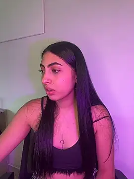 Snapshot of Lily_Rush chatting on 18, 4, 2026 Lily Rush online show from 18, 4, 2026