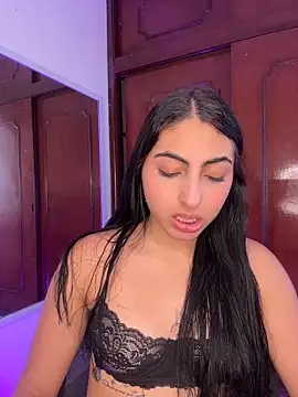 Snapshot of Lily_Rush chatting on 29, 4, 2026 Lily Rush online show from 29, 4, 2026