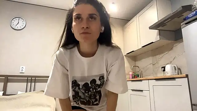 honeydroop online show from 18, 4, 2026