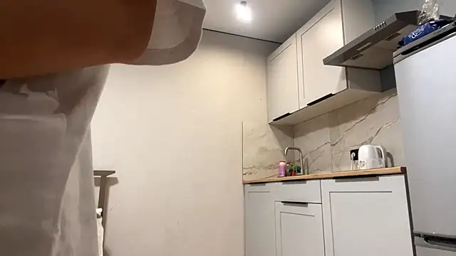 honeydroop online show from 18, 4, 2026