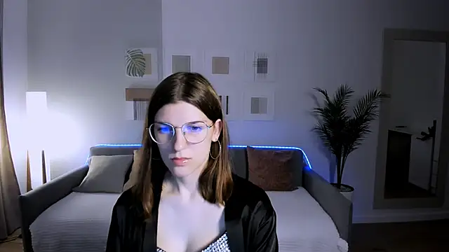 AnnaThorne online show from 14, 5, 2026