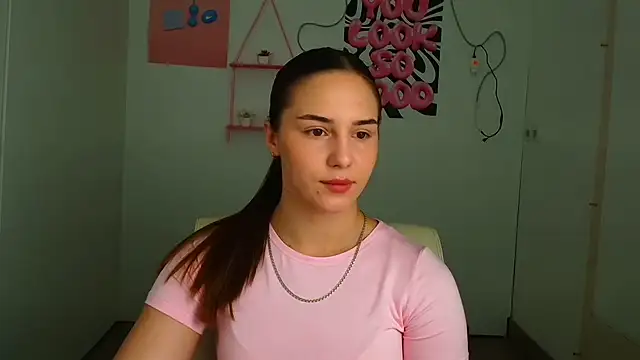 Snapshot of Kyara_ra chatting on 8, 7, 2026 Kyara ra online show from 8, 7, 2026