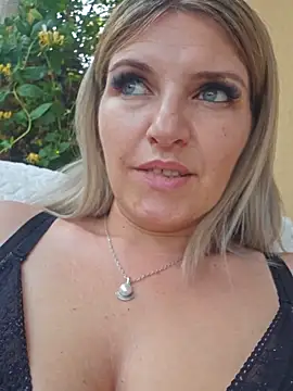 Snapshot of I_amBianca chatting on 27, 6, 2026 I amBianca online show from 27, 6, 2026