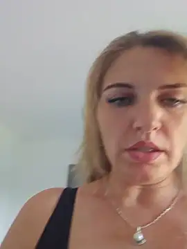 Snapshot of I_amBianca chatting on 17, 7, 2026 I amBianca online show from 17, 7, 2026