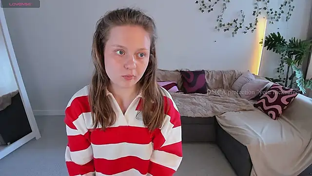 French Fry online show from 22, 4, 2026