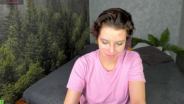 SaraFraays online show from 19, 4, 2026