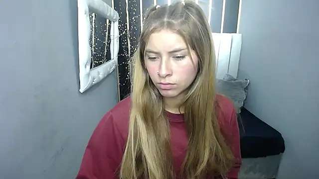 nancy blonde online show from 27, 4, 2026