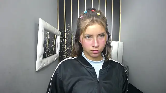nancy blonde online show from 29, 4, 2026