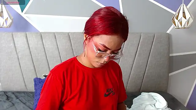 Chloe Brown2 online show from 31, 5, 2026