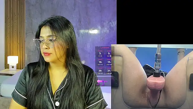 LuciaReid online show from 8, 5, 2026