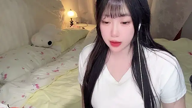 Snapshot of SweetButWildbaby chatting on 11, 5, 2026 SweetButWildbaby online show from 11, 5, 2026