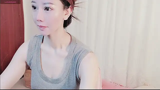 Victoria05031 online show from 5, 5, 2026