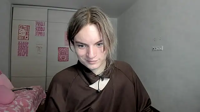 Snapshot of milliKira006 chatting on 10, 5, 2026 milliKira006 online show from 10, 5, 2026