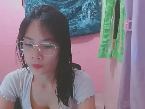 Snapshot of Sweetsexylady19 chatting on 14, 7, 2026 Sweetsexylady19 online show from 14, 7, 2026