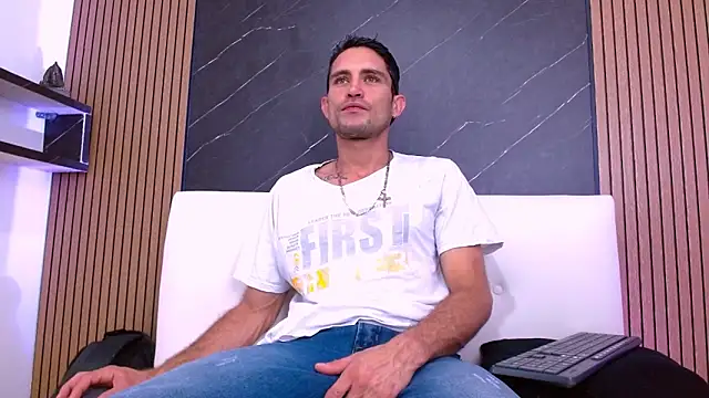Andres Colins1 online show from 20, 5, 2026