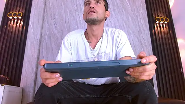 Andres Colins1 online show from 23, 5, 2026