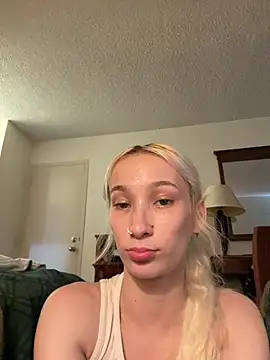 Snapshot of BarbieKayy chatting on 9, 6, 2026 BarbieKayy online show from 9, 6, 2026