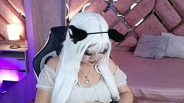 Snapshot of lya_nekko_ chatting on 9, 7, 2026 lya nekko online show from 9, 7, 2026