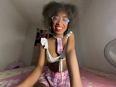 VenusNight  online show from 10, 7, 2026