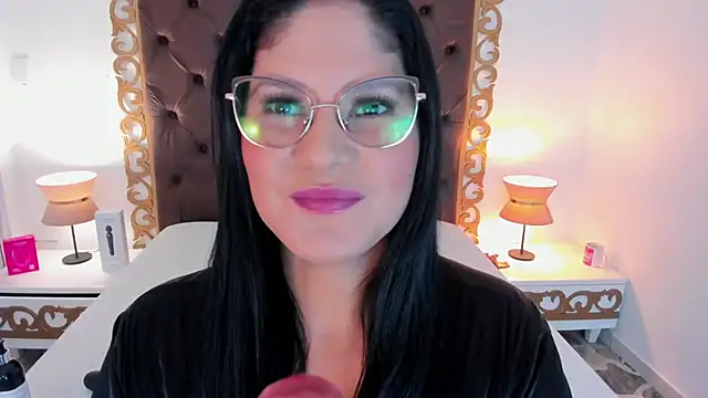 AlinaVegaa  online show from 23, 4, 2026