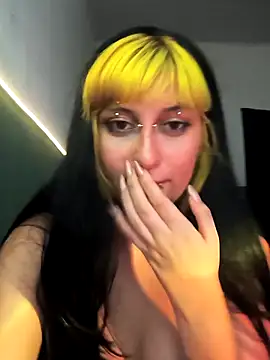 Lola bunnyboll online show from 19, 4, 2026