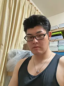 Snapshot of shun_201 chatting on 28, 4, 2026 shun 201 online show from 28, 4, 2026
