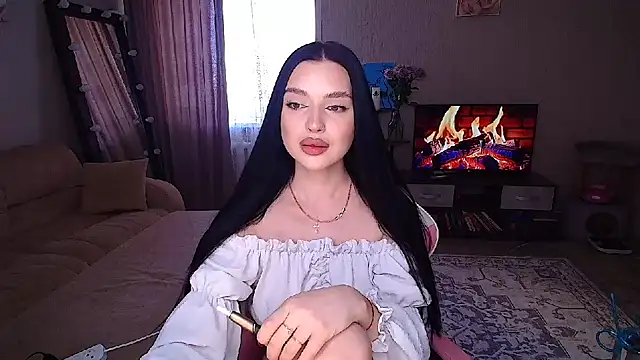 yoursLina online show from 17, 5, 2026