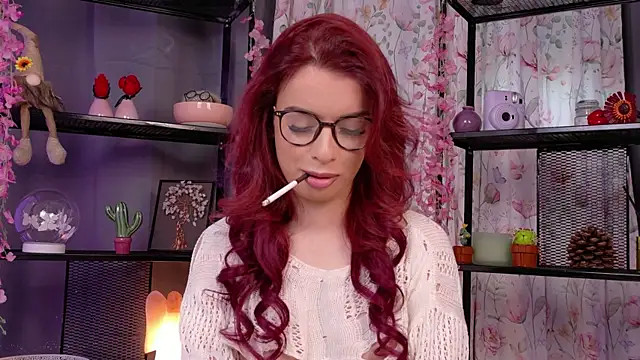 Snapshot of Sophie_Rae chatting on 18, 5, 2026 Sophie Rae online show from 18, 5, 2026