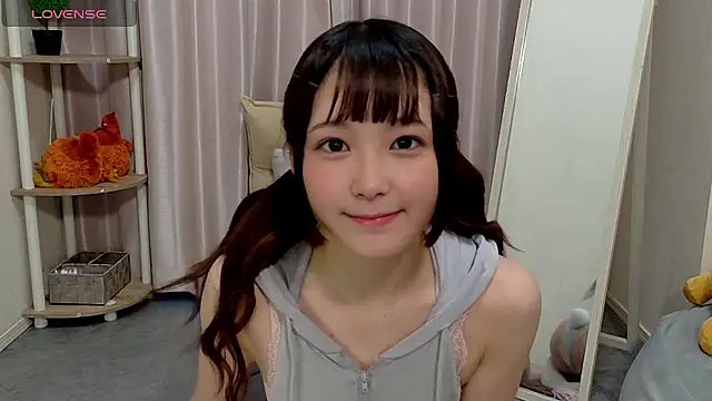 Snapshot of mi-na-2 chatting on 27, 5, 2026 mi-na-2 online show from 27, 5, 2026