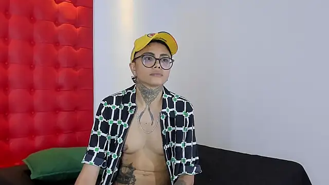 Snapshot of Antony_D_ossa chatting on 7, 7, 2026 Antony D ossa online show from 7, 7, 2026