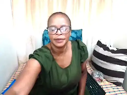 Snapshot of Ebony_Bloom69 chatting on 24, 5, 2026 Ebony Bloom69 online show from 24, 5, 2026