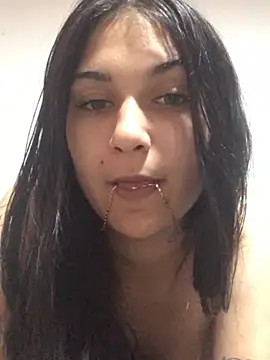 Snapshot of amira1348 chatting on 25, 7, 2026 amira1348 online show from 25, 7, 2026
