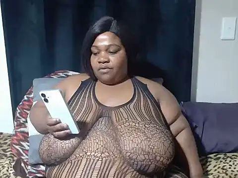 BBWMIDGET40 online show from 25, 4, 2026