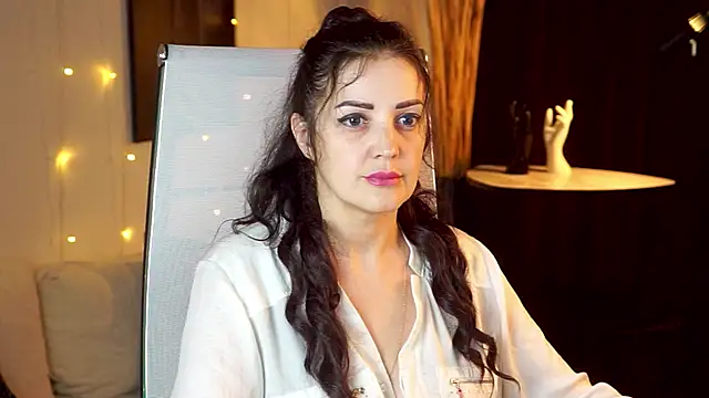 Snapshot of AureliaVane chatting on 23, 5, 2026 AureliaVane online show from 23, 5, 2026