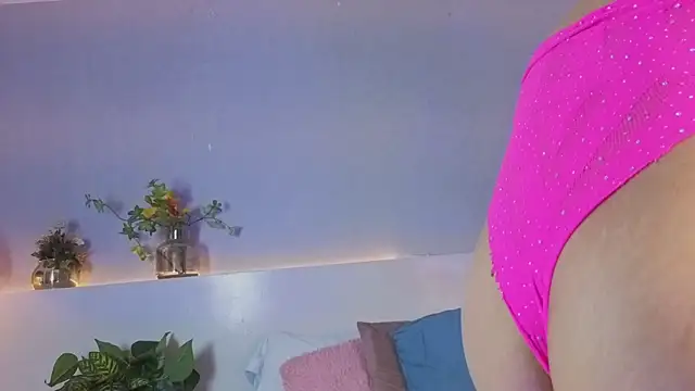 lily obsession online show from 28, 4, 2026