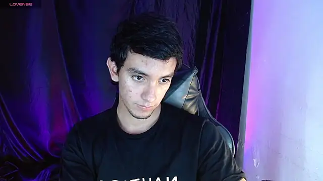 Snapshot of dante_18cm_ chatting on 18, 5, 2026 dante 18cm online show from 18, 5, 2026