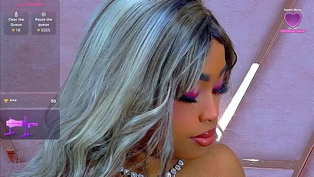TiannahGlow online show from 30, 5, 2026