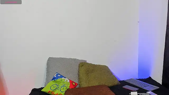 Snapshot of _IanLark chatting on 20, 5, 2026 IanLark online show from 20, 5, 2026