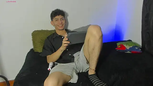 Snapshot of _IanLark chatting on 30, 5, 2026 IanLark online show from 30, 5, 2026