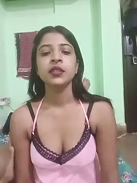 Snapshot of hot-couple-0 chatting on 16, 5, 2026 hot-couple-0 online show from 16, 5, 2026
