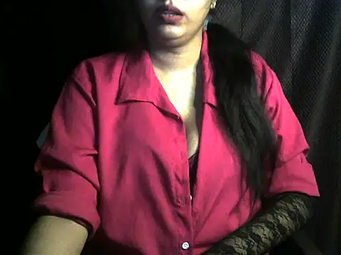 Snapshot of aaysha_lov chatting on 8, 5, 2026 aaysha lov online show from 8, 5, 2026