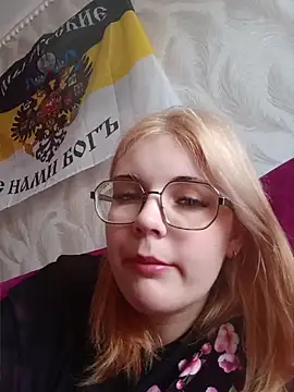 Snapshot of LoisFox chatting on 11, 6, 2026 LoisFox online show from 11, 6, 2026