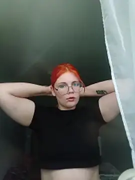 Snapshot of LoisFox chatting on 17, 6, 2026 LoisFox online show from 17, 6, 2026